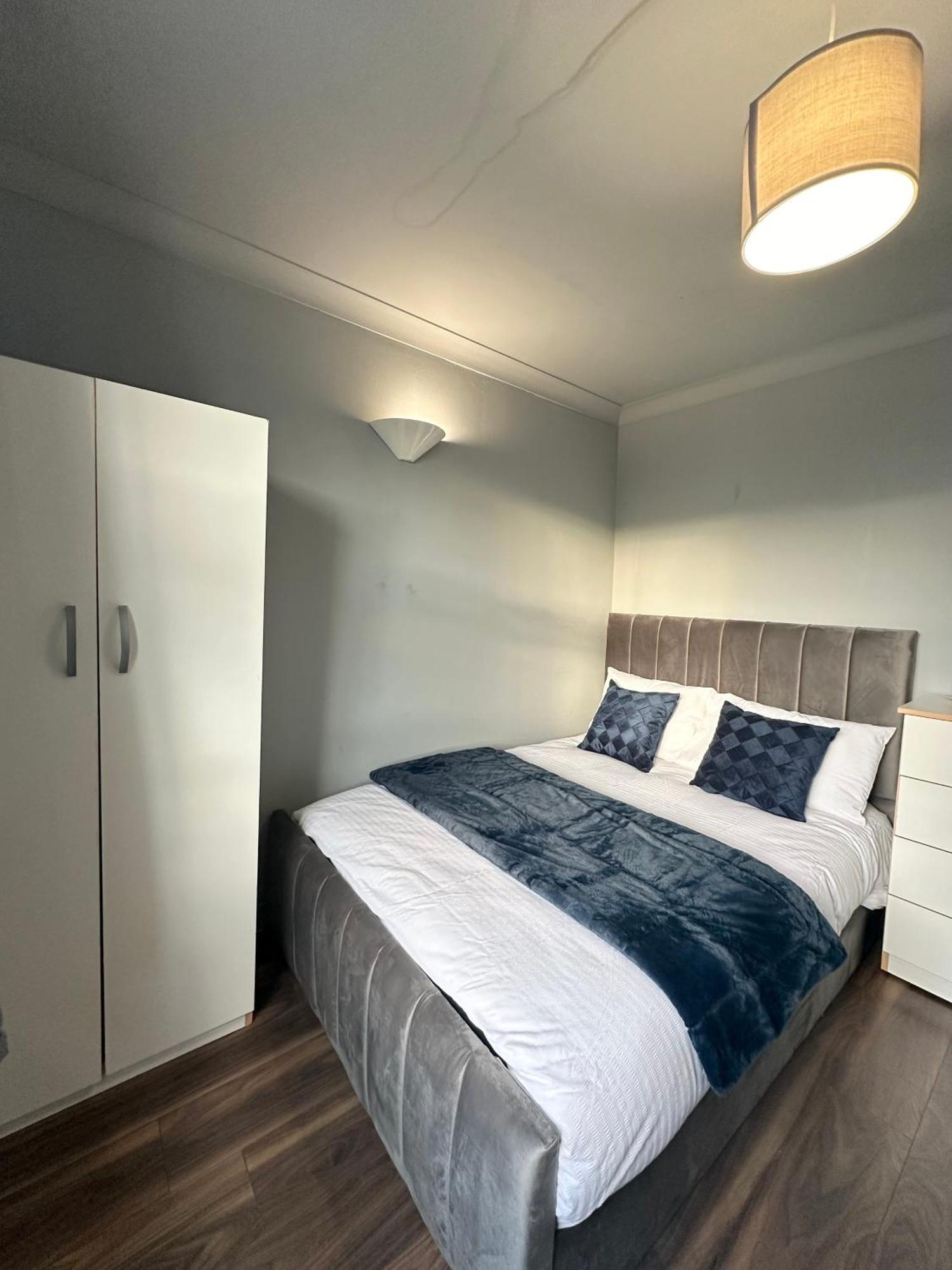 Luxury Room In A 4 Bedroom Flat! 4 Minutes Walk To Kingscross, St Pancras Londres Extérieur photo