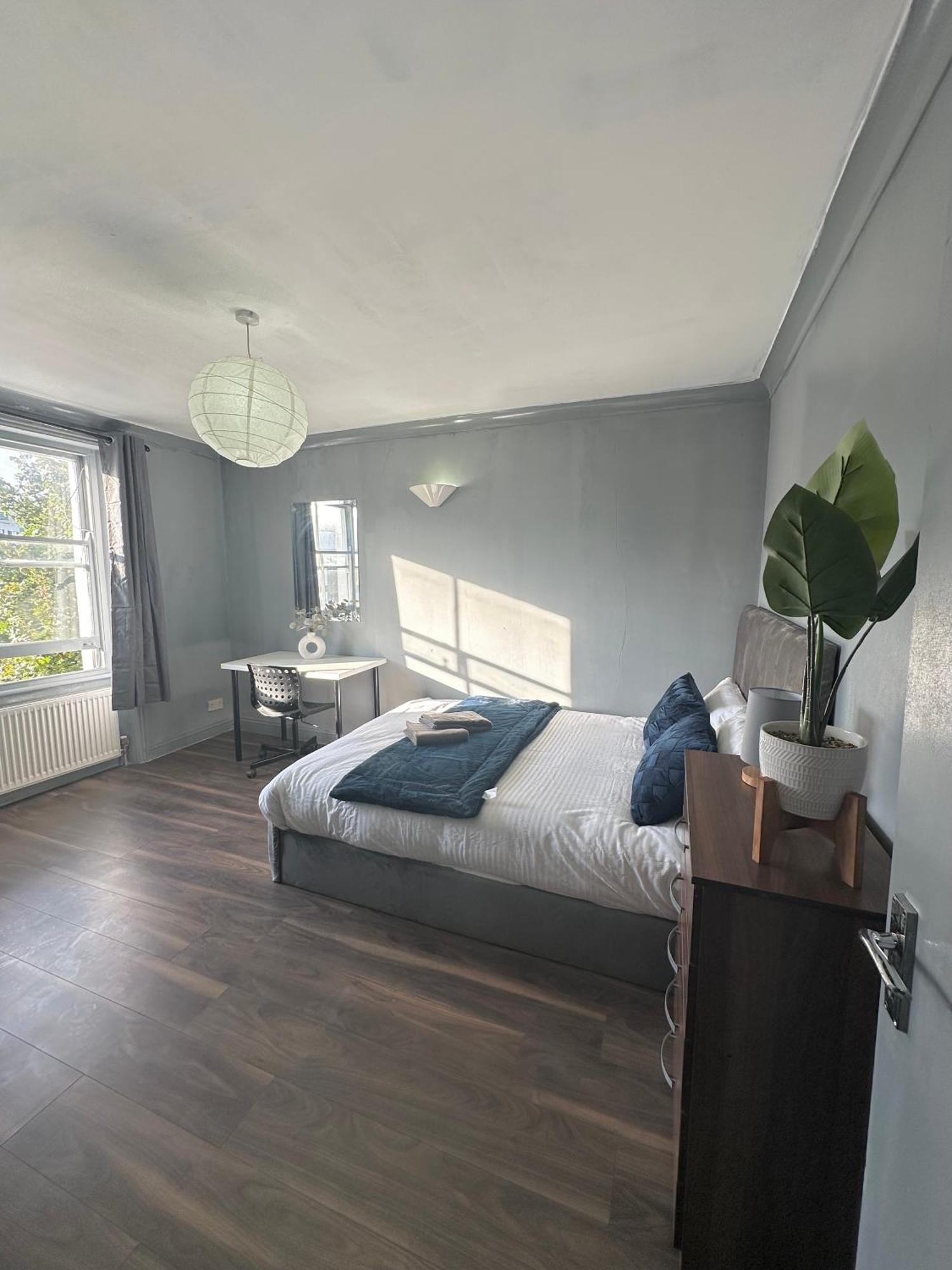 Luxury Room In A 4 Bedroom Flat! 4 Minutes Walk To Kingscross, St Pancras Londres Extérieur photo