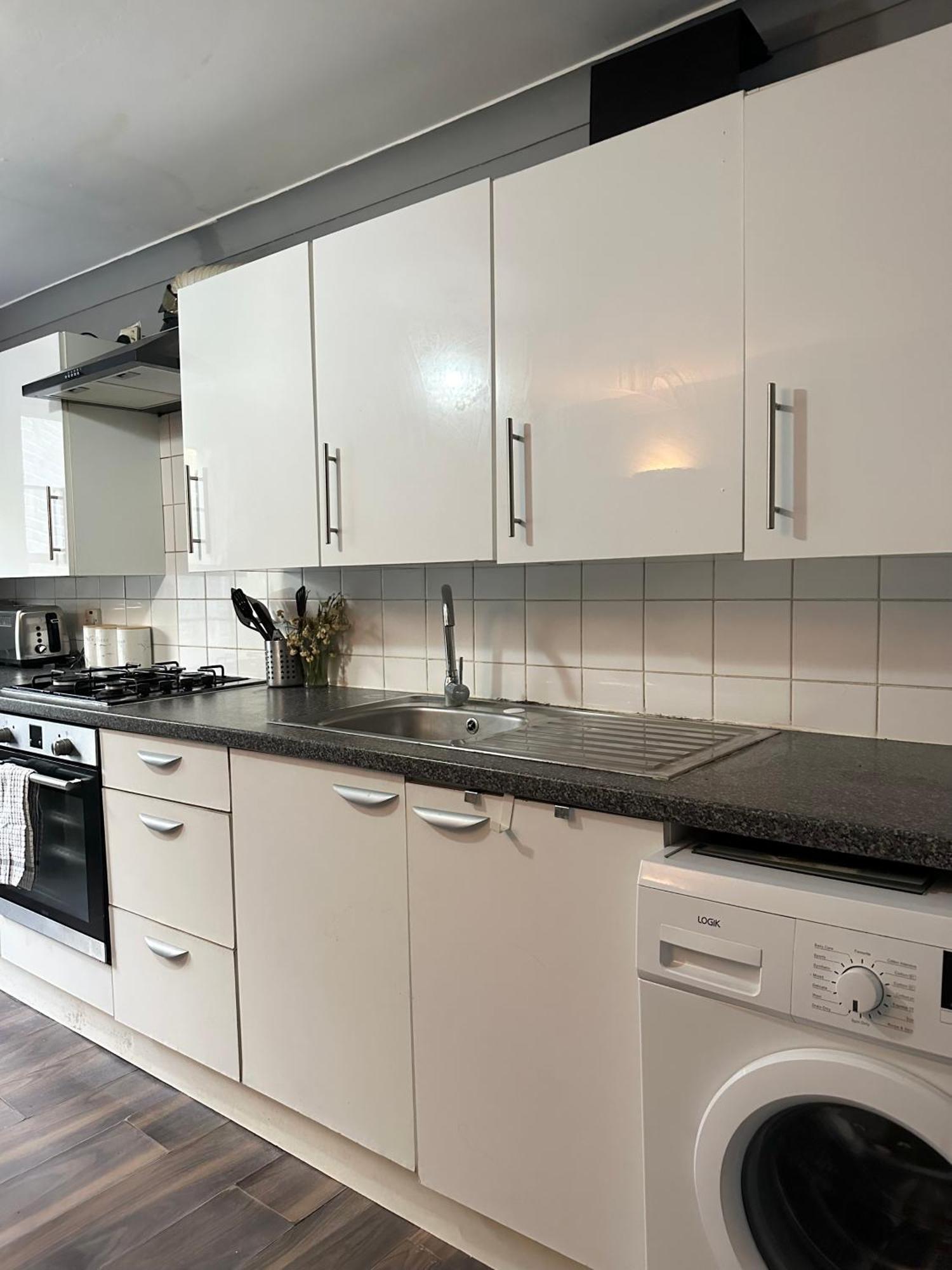 Luxury Room In A 4 Bedroom Flat! 4 Minutes Walk To Kingscross, St Pancras Londres Extérieur photo