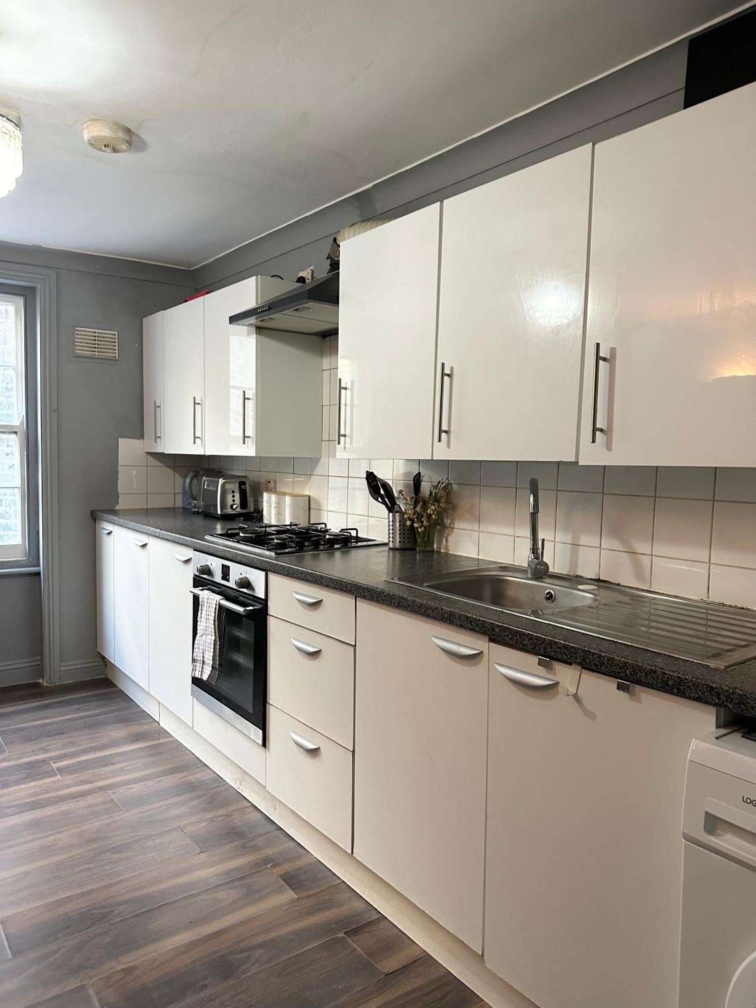 Luxury Room In A 4 Bedroom Flat! 4 Minutes Walk To Kingscross, St Pancras Londres Extérieur photo