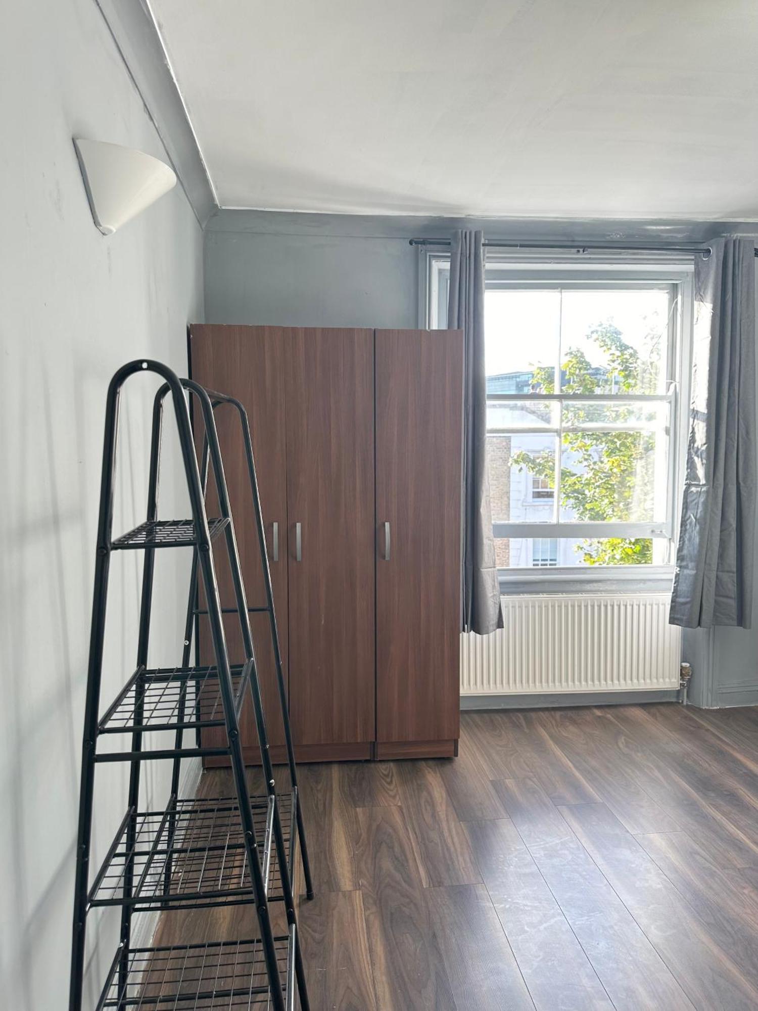 Luxury Room In A 4 Bedroom Flat! 4 Minutes Walk To Kingscross, St Pancras Londres Extérieur photo