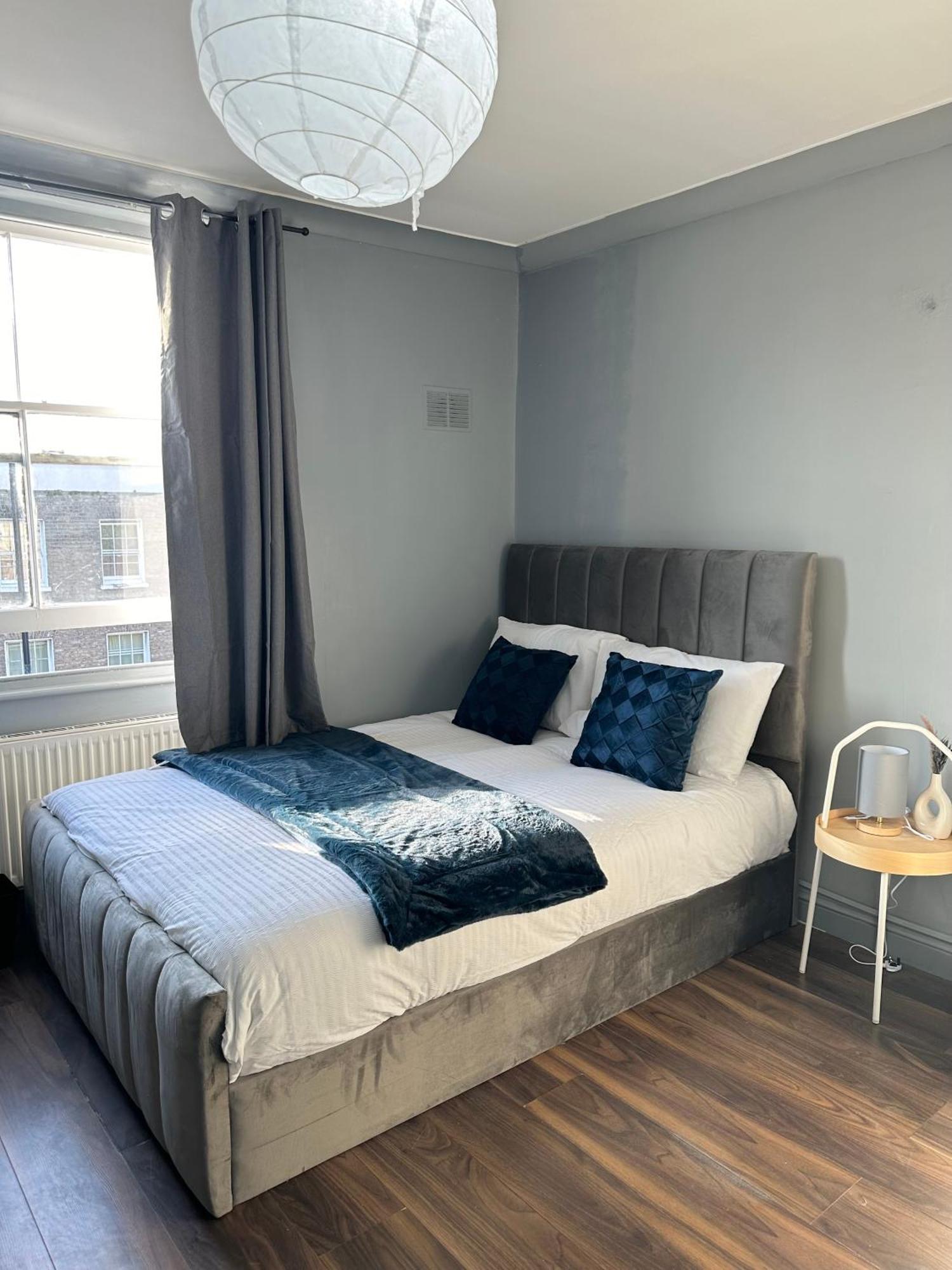 Luxury Room In A 4 Bedroom Flat! 4 Minutes Walk To Kingscross, St Pancras Londres Extérieur photo